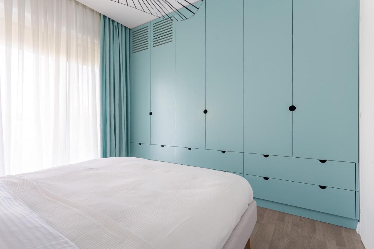 Il Lago - Turquoise - Cozy Luxurious Smart Home By The Lake Voluntari Exteriör bild