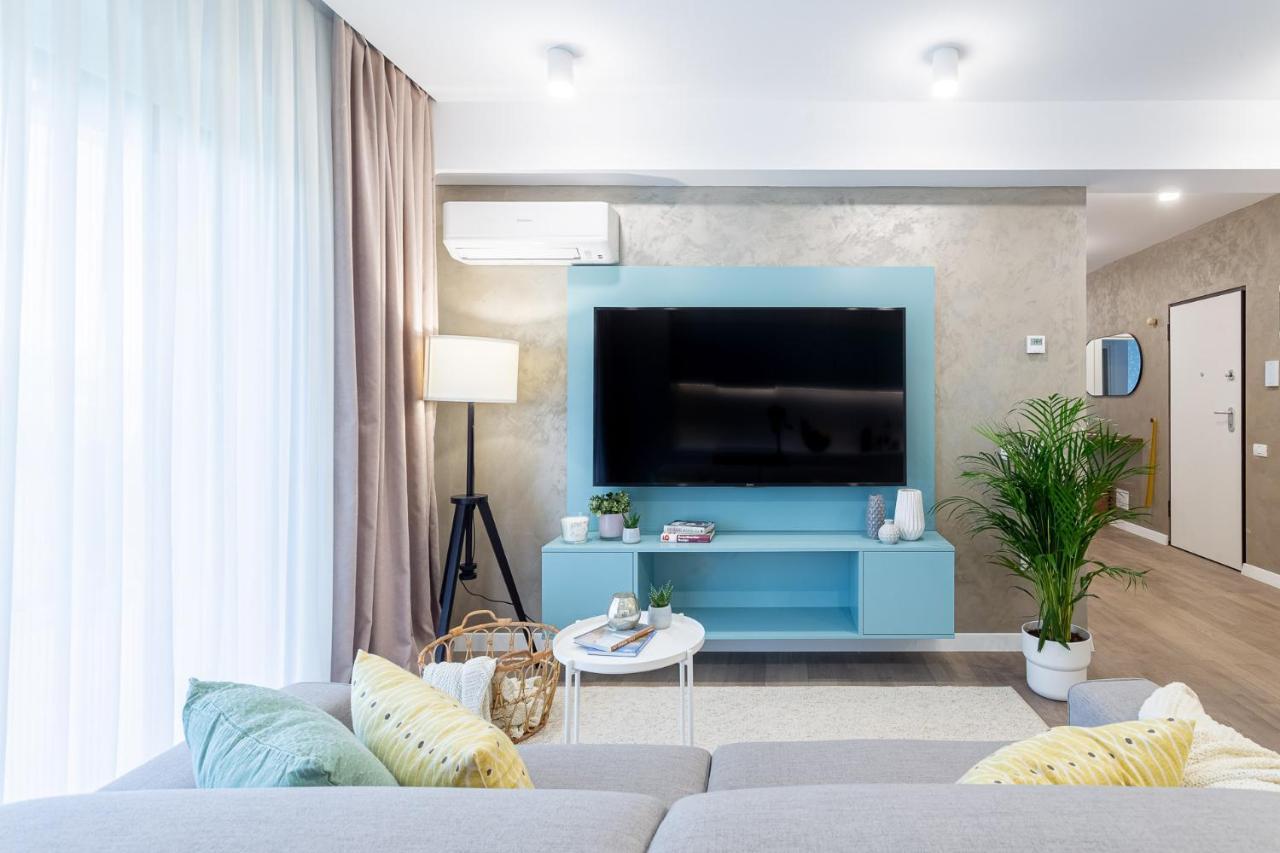 Il Lago - Turquoise - Cozy Luxurious Smart Home By The Lake Voluntari Exteriör bild