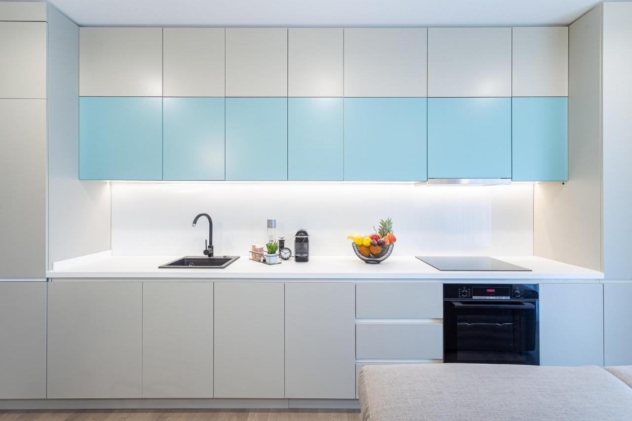 Il Lago - Turquoise - Cozy Luxurious Smart Home By The Lake Voluntari Exteriör bild